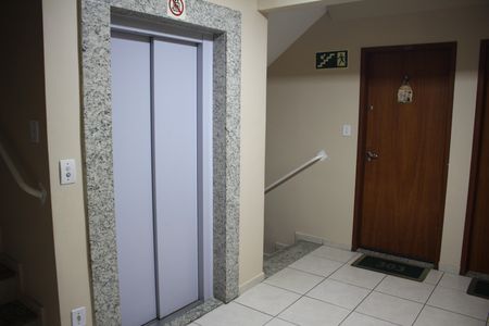 Apartamento à venda com 72m², 2 quartos e 1 vagaÁrea comum