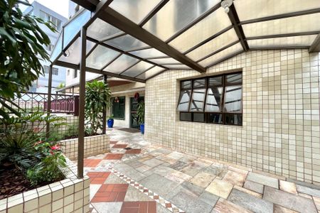 Apartamento à venda com 200m², 2 quartos e 3 vagasHall de entrada