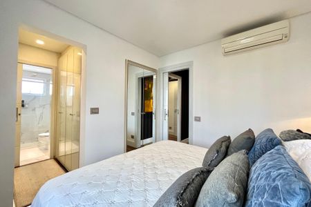 Apartamento à venda com 200m², 2 quartos e 3 vagasSuite 1