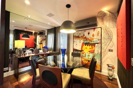 Apartamento à venda com 200m², 2 quartos e 3 vagasSala de Jantar