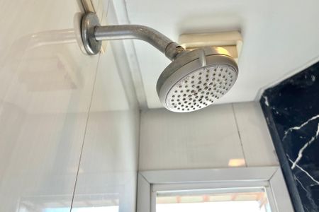 Apartamento à venda com 200m², 2 quartos e 3 vagasBanheiro da Suíte 2