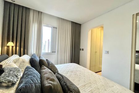 Apartamento à venda com 200m², 2 quartos e 3 vagasSuite 1
