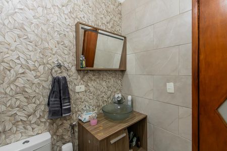 Casa à venda com 150m², 3 quartos e 4 vagas Casa à venda com 150m², 3 quartos e 4 vagasBanheiro Suíte