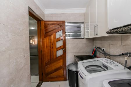 Casa à venda com 150m², 3 quartos e 4 vagas Casa à venda com 150m², 3 quartos e 4 vagasÁrea de Serviço
