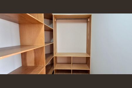 Casa para alugar com 360m², 3 quartos e 4 vagasSuíte 1 Closet