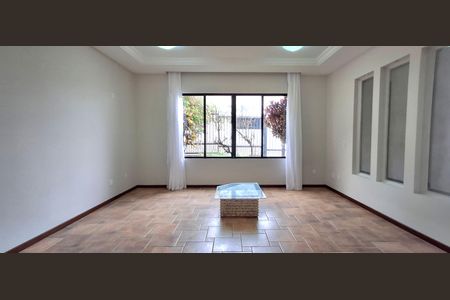 Casa para alugar com 360m², 3 quartos e 4 vagasSala 3