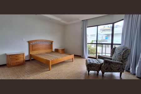 Casa para alugar com 360m², 3 quartos e 4 vagasSuíte 1