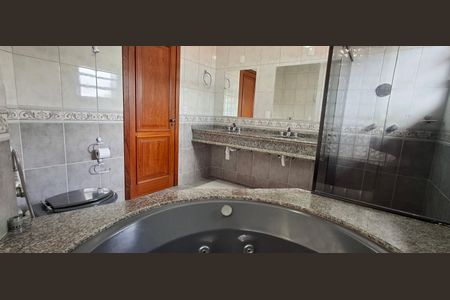 Casa para alugar com 360m², 3 quartos e 4 vagasBanheiro Suíte 3
