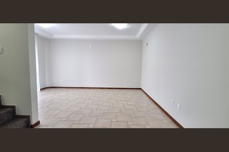 Casa para alugar com 360m², 3 quartos e 4 vagasSala 2