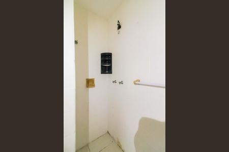 Casa à venda com 170m², 5 quartos e 2 vagasBanheiro 02