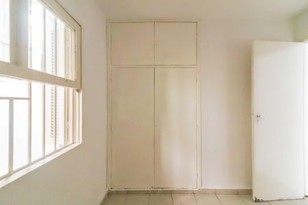 Casa à venda com 170m², 5 quartos e 2 vagasQuarto 3