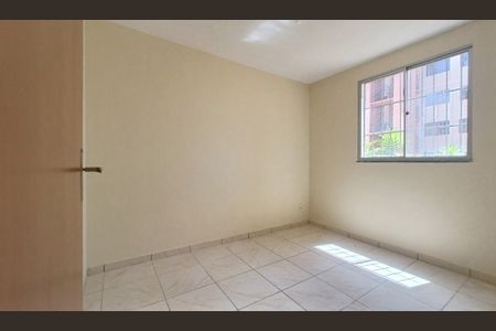 Quarto 1 de apartamento para alugar com 2 quartos, 51m² em Jardim Vitoria, Belo Horizonte