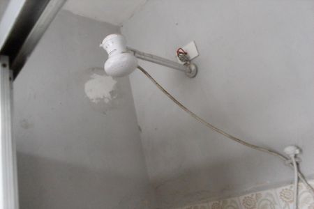 Casa para alugar com 320m², 2 quartos e 3 vagasBanheiro de Serviço