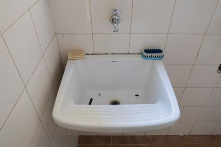 Apartamento para alugar com 57m², 2 quartos e 1 vagaÁrea de Serviço