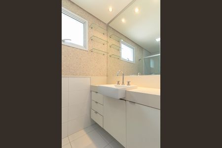 Apartamento para alugar com 120m², 3 quartos e 3 vagasBanheiro da Suíte
