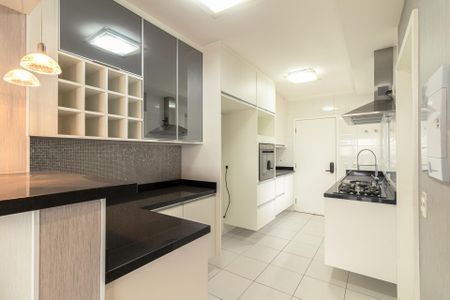 Apartamento para alugar com 120m², 3 quartos e 3 vagasCozinha