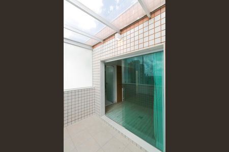 Apartamento à venda com 216m², 4 quartos e 3 vagas Apartamento à venda com 216m², 4 quartos e 3 vagasvaranda