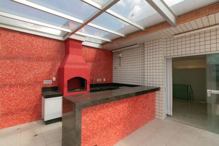 Apartamento à venda com 216m², 4 quartos e 3 vagas Apartamento à venda com 216m², 4 quartos e 3 vagasÁrea de Serviço