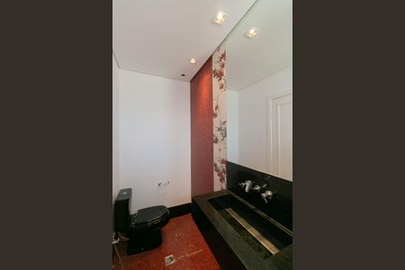 Apartamento à venda com 216m², 4 quartos e 3 vagas Apartamento à venda com 216m², 4 quartos e 3 vagasBanheiro