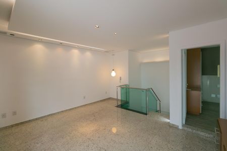 Apartamento à venda com 216m², 4 quartos e 3 vagas Apartamento à venda com 216m², 4 quartos e 3 vagasSala