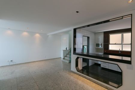 Apartamento à venda com 216m², 4 quartos e 3 vagas Apartamento à venda com 216m², 4 quartos e 3 vagasSala