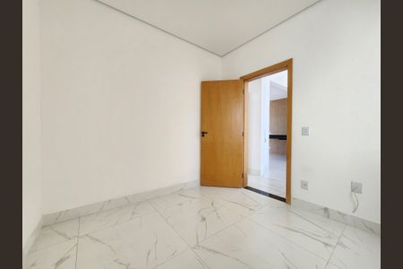 Casa à venda com 90m², 3 quartos e 2 vagas Casa à venda com 90m², 3 quartos e 2 vagasQuarto 2