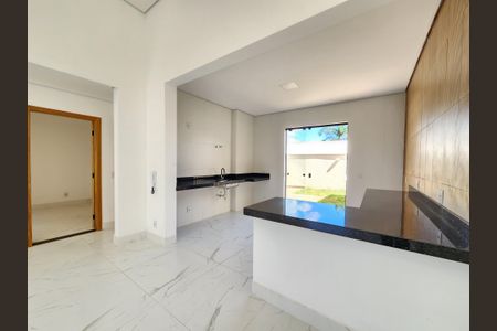Casa à venda com 90m², 3 quartos e 2 vagas Casa à venda com 90m², 3 quartos e 2 vagasCozinha