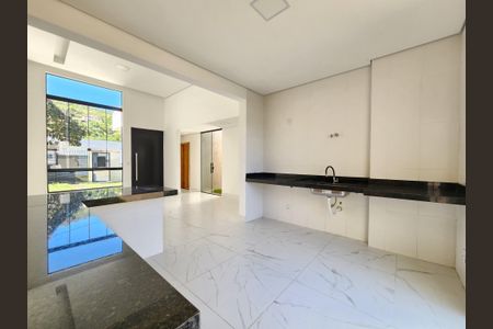 Casa à venda com 90m², 3 quartos e 2 vagas Casa à venda com 90m², 3 quartos e 2 vagasCozinha