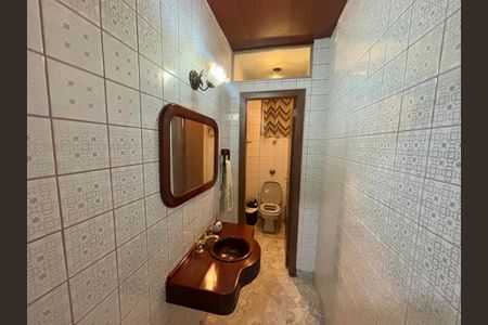 Apartamento à venda com 293m², 4 quartos e 2 vagasBanheiro Social