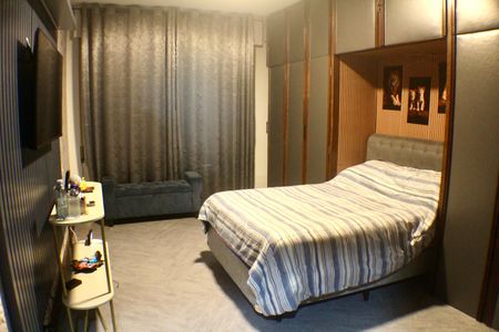 Apartamento à venda com 293m², 4 quartos e 2 vagasQuarto Principal Suíte