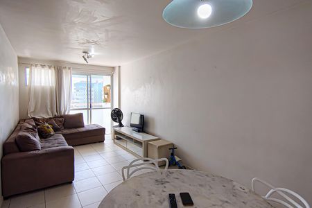 Apartamento à venda com 88m², 2 quartos e 1 vagasSala