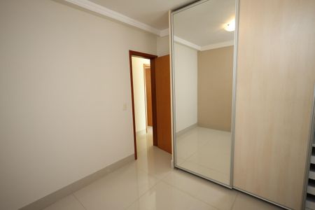 Apartamento para alugar com 100m², 3 quartos e 2 vagasQuarto 2