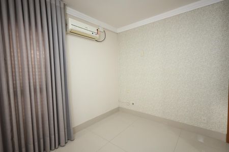 Apartamento para alugar com 100m², 3 quartos e 2 vagasQuarto 3