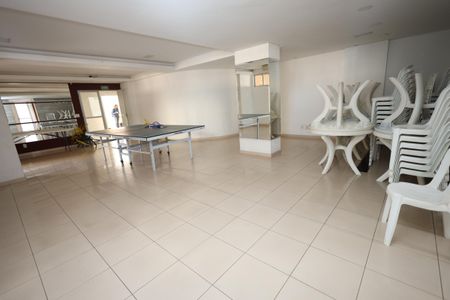 Apartamento para alugar com 100m², 3 quartos e 2 vagasÁrea comum - Salão de festas