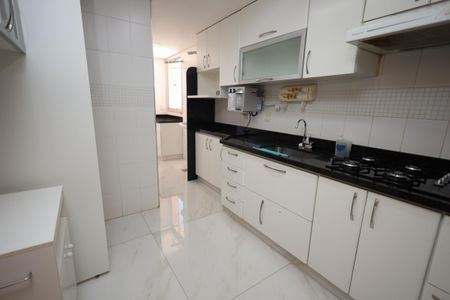 Apartamento para alugar com 100m², 3 quartos e 2 vagasCozinha
