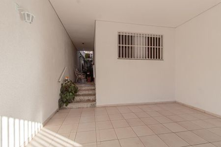 Casa à venda com 262m², 3 quartos e 2 vagas Casa à venda com 262m², 3 quartos e 2 vagasGaragem