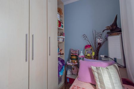 Casa à venda com 262m², 3 quartos e 2 vagas Casa à venda com 262m², 3 quartos e 2 vagasQuarto 2