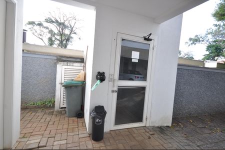 Casa de condomínio para alugar com 240m², 4 quartos e 3 vagasElevador de acesso à Academia