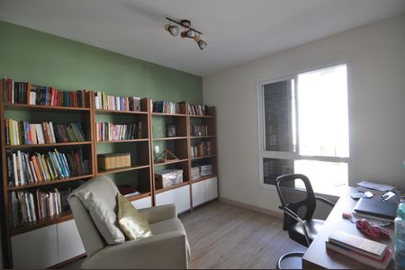 Casa de condomínio para alugar com 240m², 4 quartos e 3 vagasSuíte 2