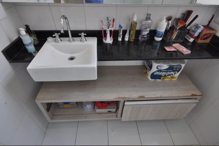 Casa de condomínio para alugar com 240m², 4 quartos e 3 vagasBanheiro Suíte 1