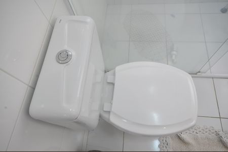 Casa de condomínio para alugar com 240m², 4 quartos e 3 vagasBanheiro Suíte 1