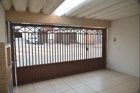 Casa à venda com 109m², 2 quartos e 2 vagasGaragem