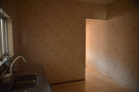 Casa à venda com 109m², 2 quartos e 2 vagasCozinha