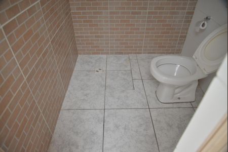 Casa à venda com 109m², 2 quartos e 2 vagasBanheiro de serviço