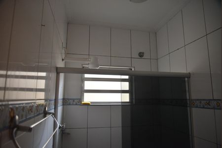 Casa à venda com 109m², 2 quartos e 2 vagasBanheiro Social