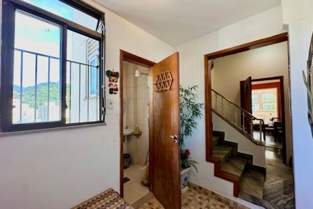 Apartamento à venda com 261m², 5 quartos e 1 vaga Apartamento à venda com 261m², 5 quartos e 1 vagaSala