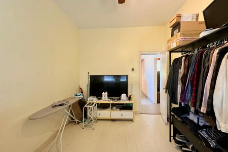 Apartamento à venda com 261m², 5 quartos e 1 vaga Apartamento à venda com 261m², 5 quartos e 1 vagaQuarto 1