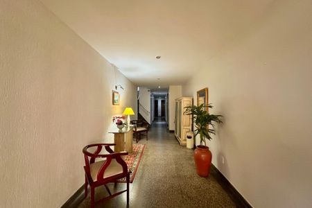 Apartamento à venda com 261m², 5 quartos e 1 vaga Apartamento à venda com 261m², 5 quartos e 1 vagaPortaria