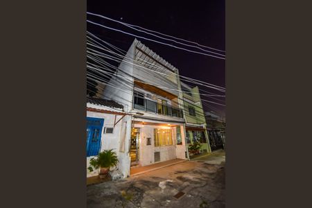 Casa de condomínio à venda com 185m², 4 quartos e 1 vagaFachada da Casa