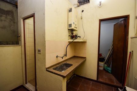 Casa de condomínio à venda com 185m², 4 quartos e 1 vagaTerraço